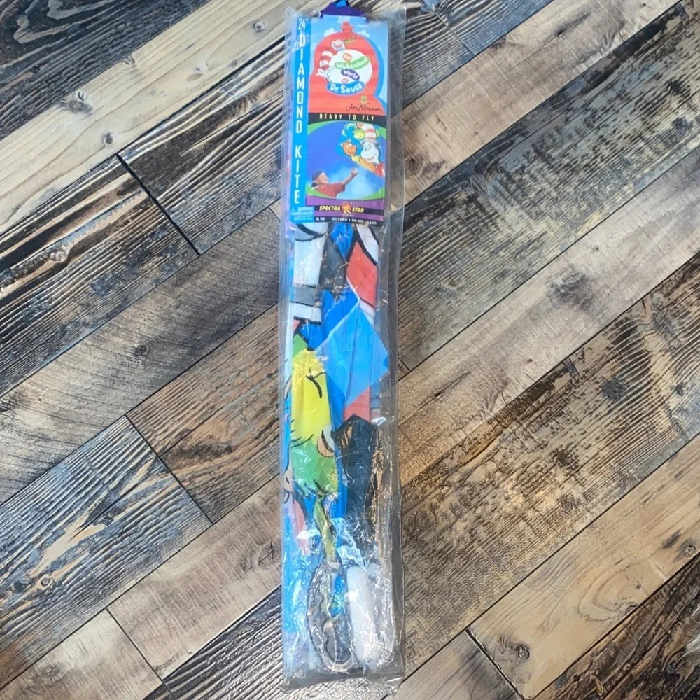 New Vintage Rugrats and Dr. Suess 2 pack 24” Diamond Kite